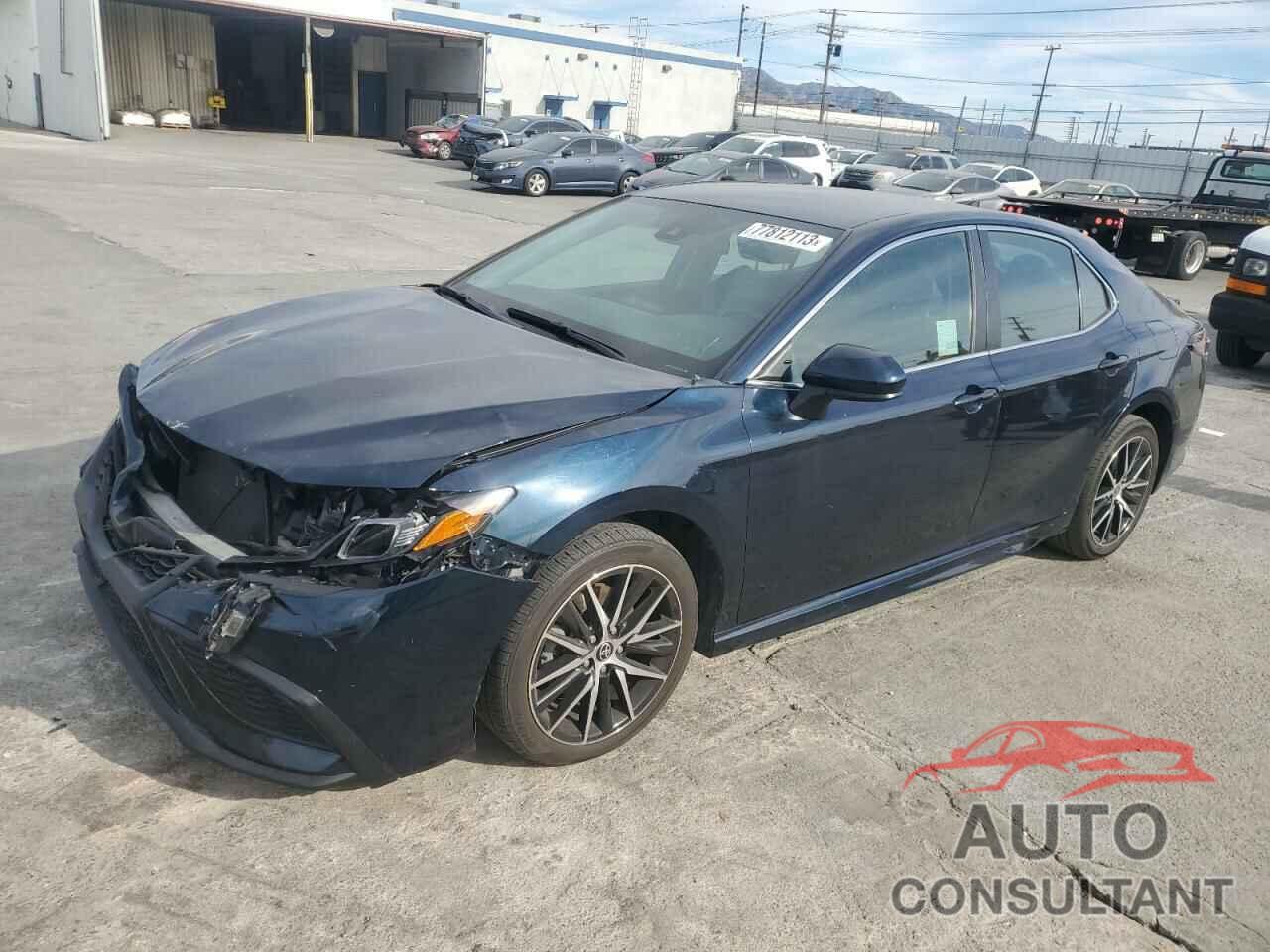 TOYOTA CAMRY 2021 - 4T1G11AK1MU547127
