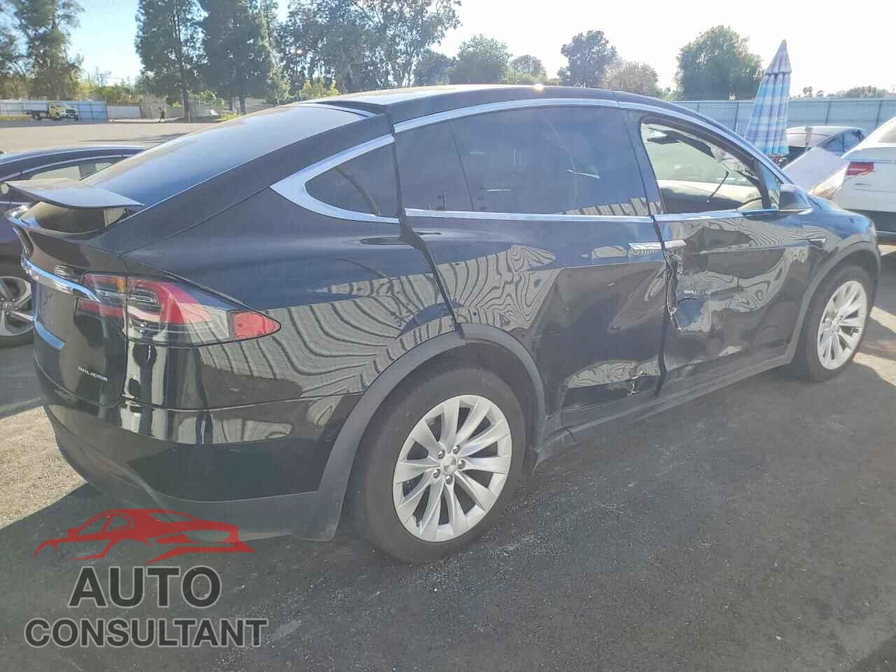 TESLA MODEL X 2020 - 5YJXCDE26LF263834