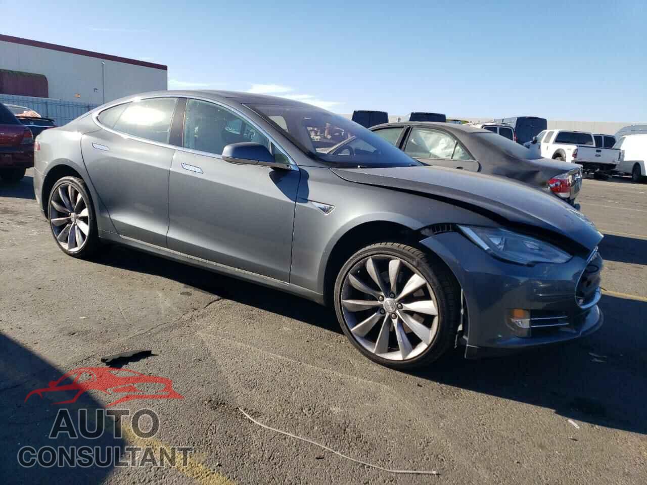 TESLA MODEL S 2013 - 5YJSA1DP3DFP06938