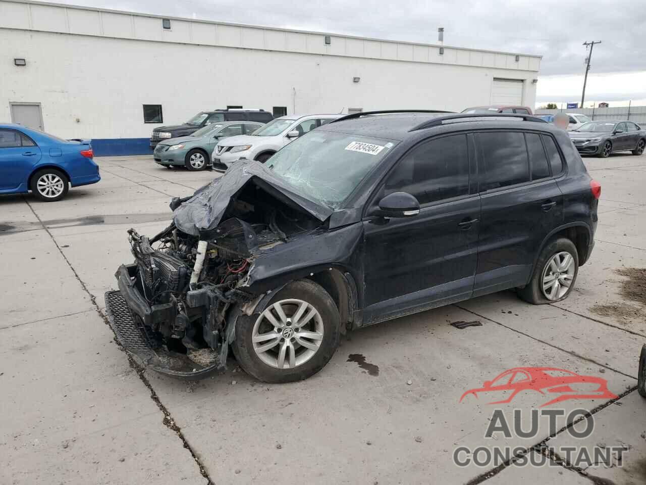 VOLKSWAGEN TIGUAN 2017 - WVGBV7AX8HK037629