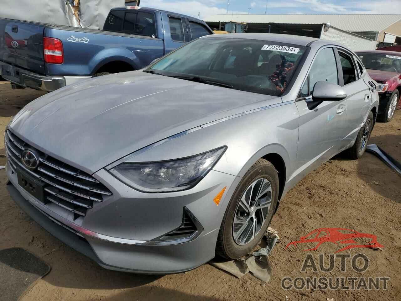 HYUNDAI SONATA 2023 - KMHL24JJ9PA080355