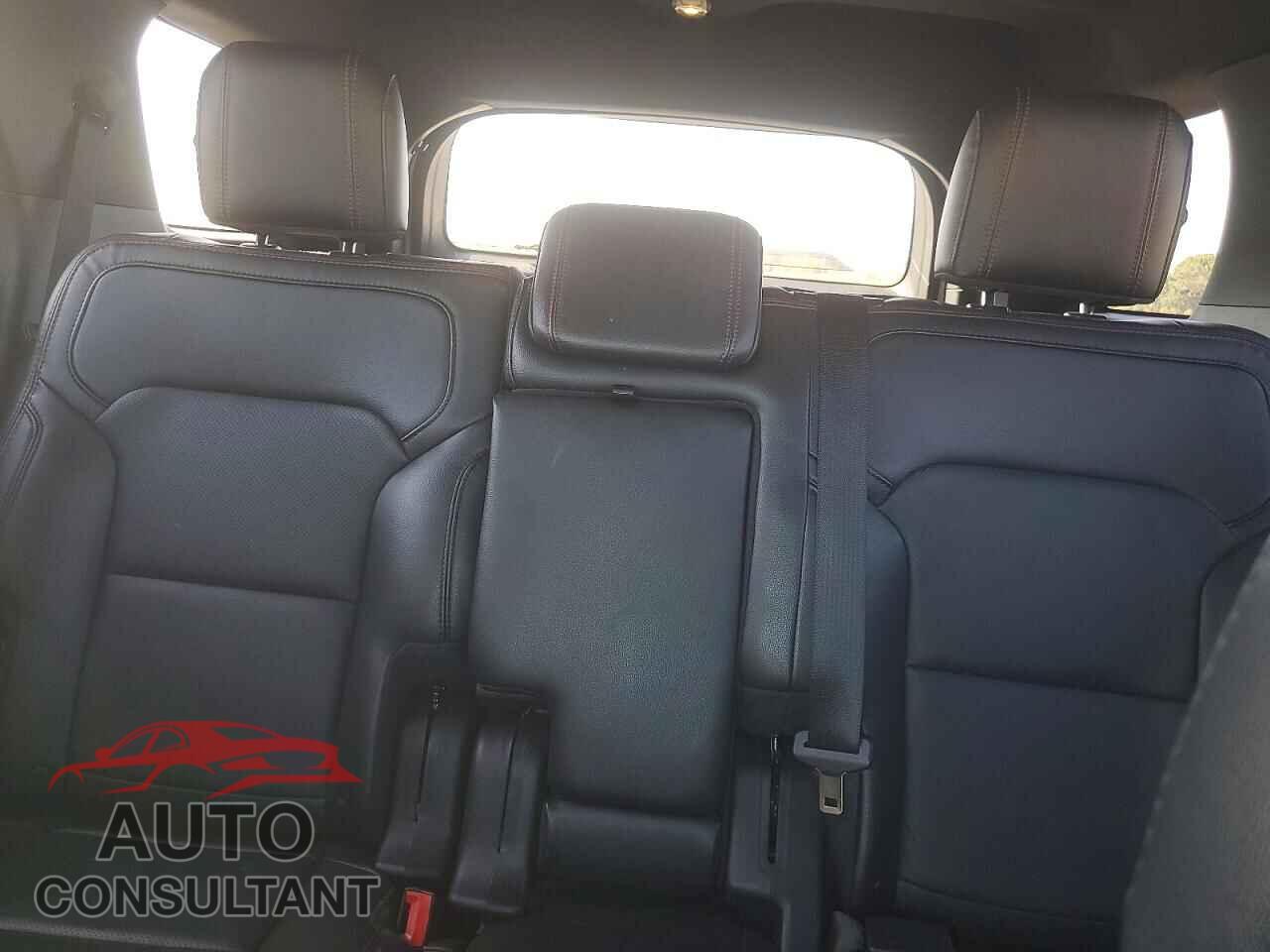 FORD EXPLORER 2018 - 1FM5K8GTXJGA23840