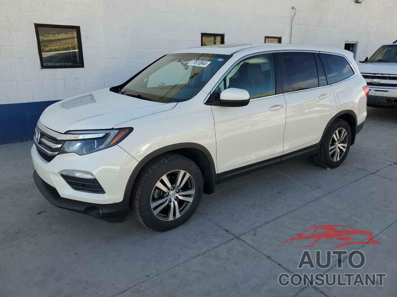 HONDA PILOT 2017 - 5FNYF6H54HB097107