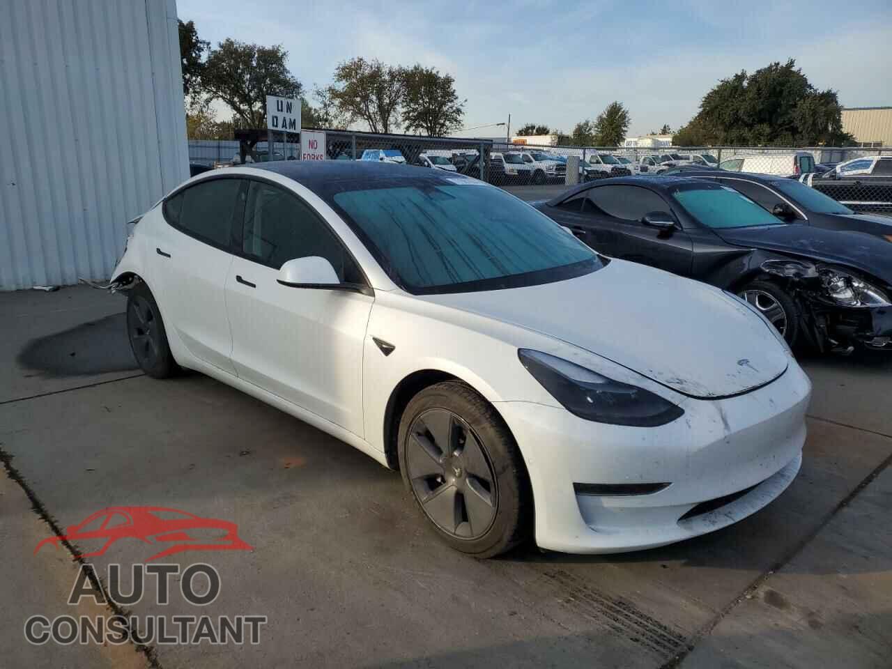 TESLA MODEL 3 2022 - 5YJ3E1EA0NF345432