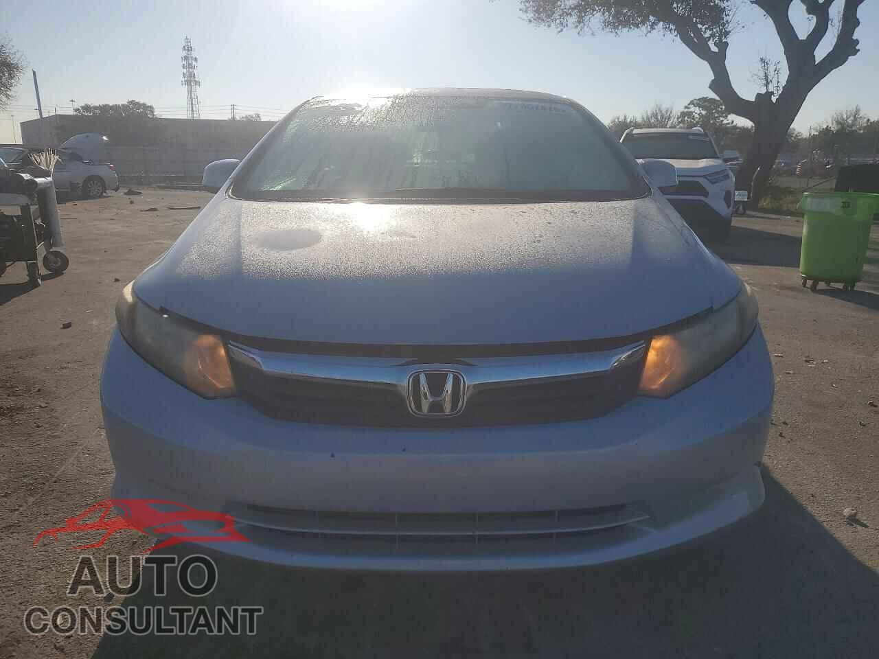 HONDA CIVIC 2012 - 2HGFB2F55CH504323