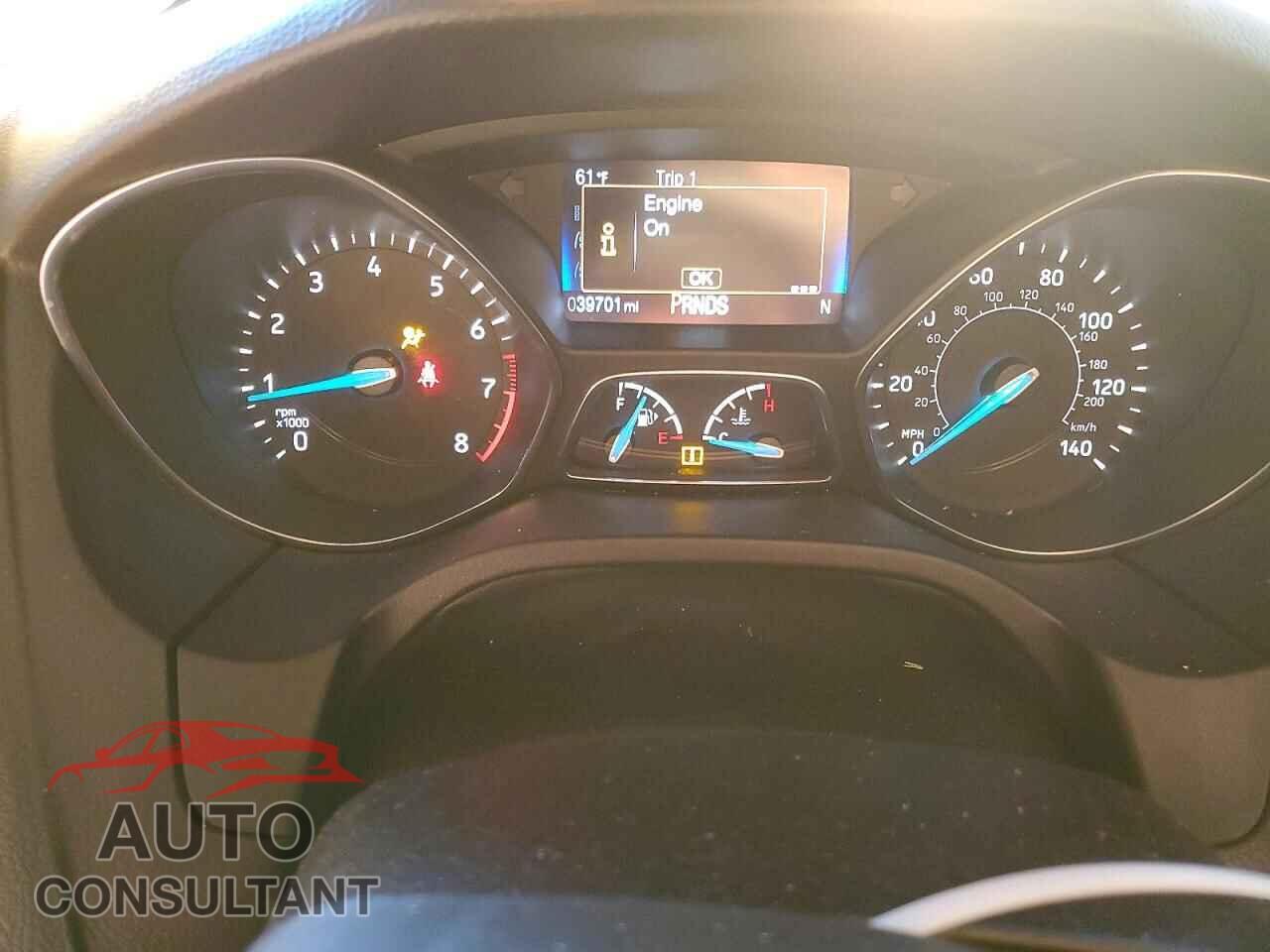 FORD FOCUS 2017 - 1FADP3J27HL208777