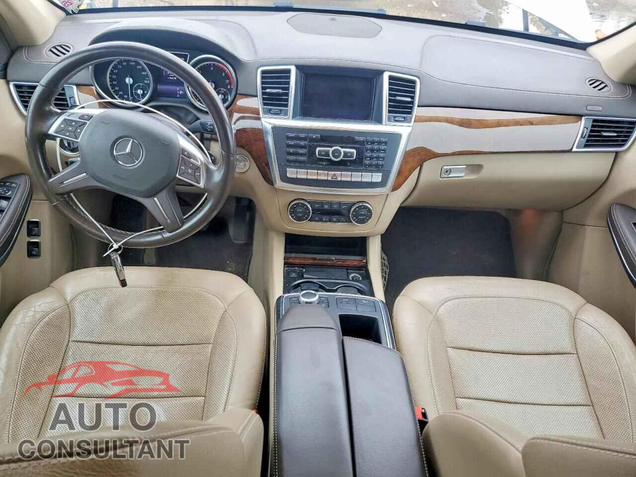 MERCEDES-BENZ GL-CLASS 2014 - 4JGDF2EE5EA357221