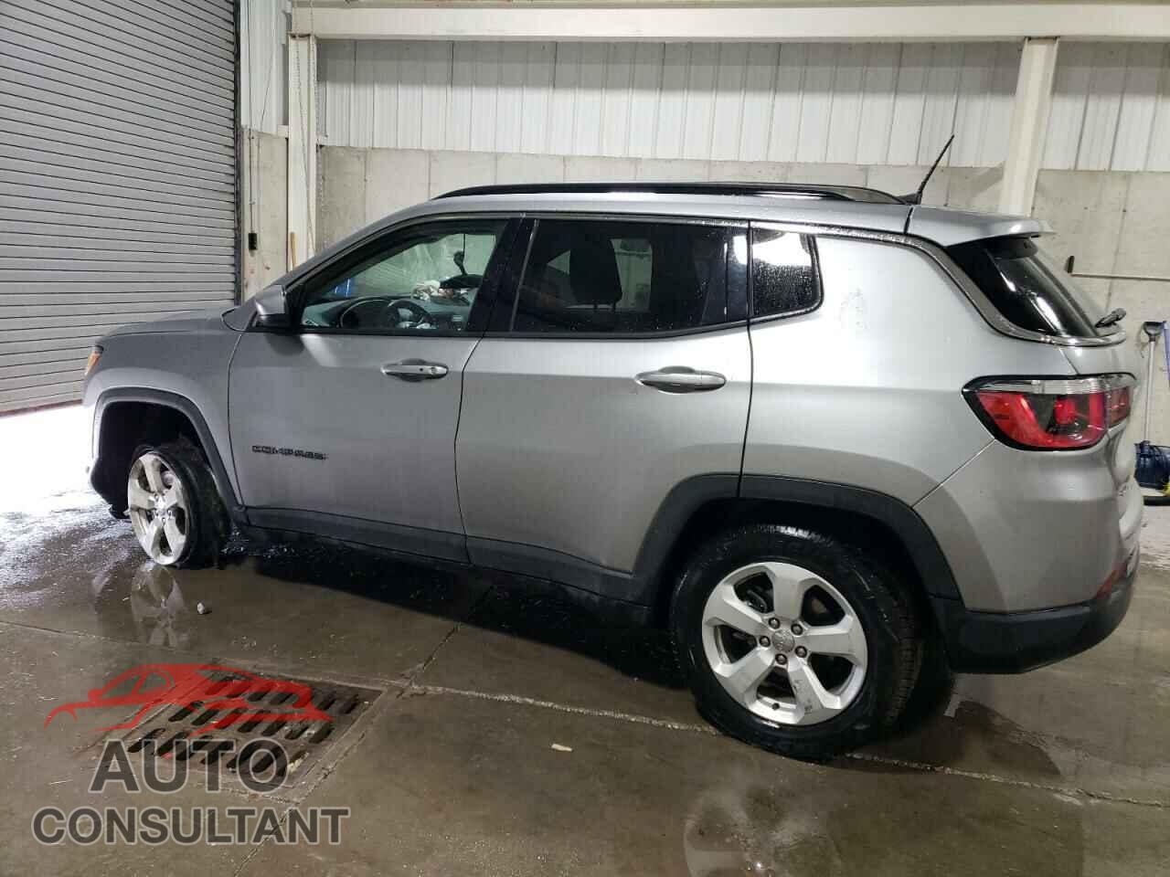 JEEP COMPASS 2019 - 3C4NJDBB8KT641508