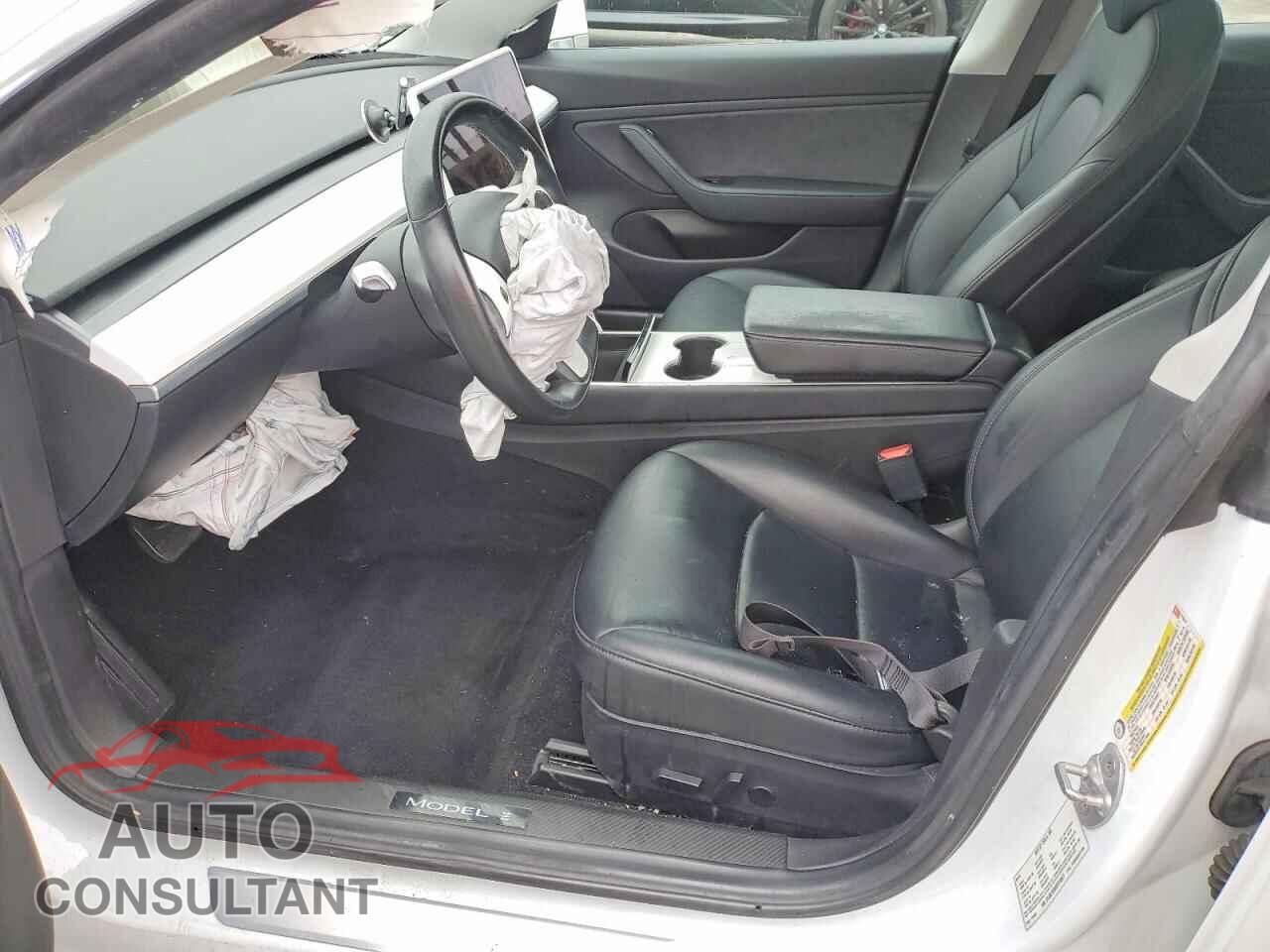 TESLA MODEL 3 2019 - 5YJ3E1EA0KF310577
