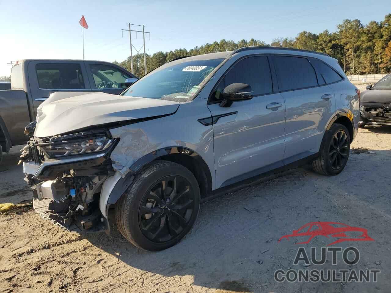 KIA SORENTO 2023 - 5XYRKDLF9PG188708