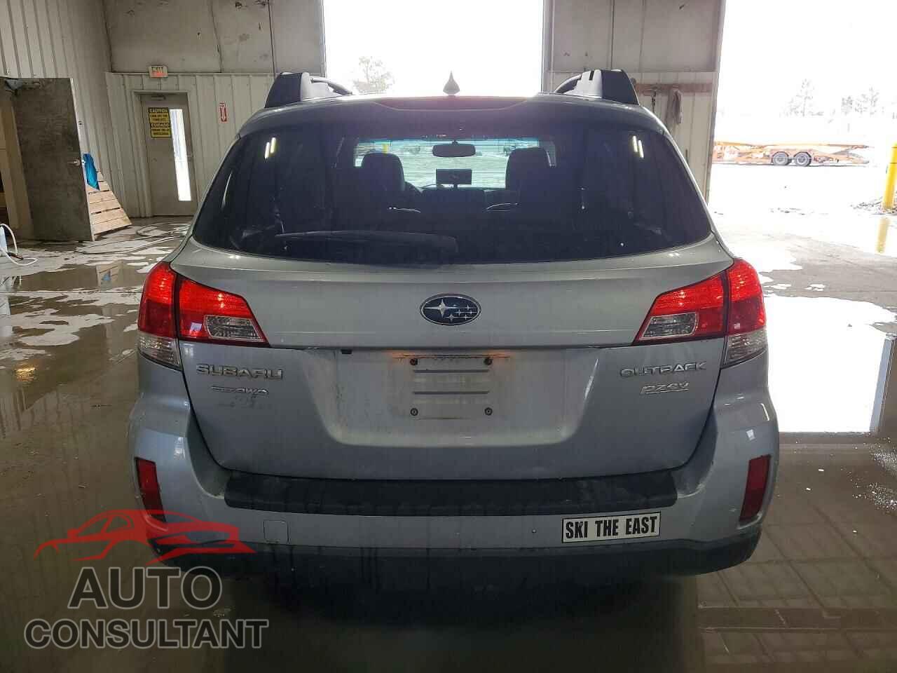 SUBARU OUTBACK 2014 - 4S4BRBLC4E3238659