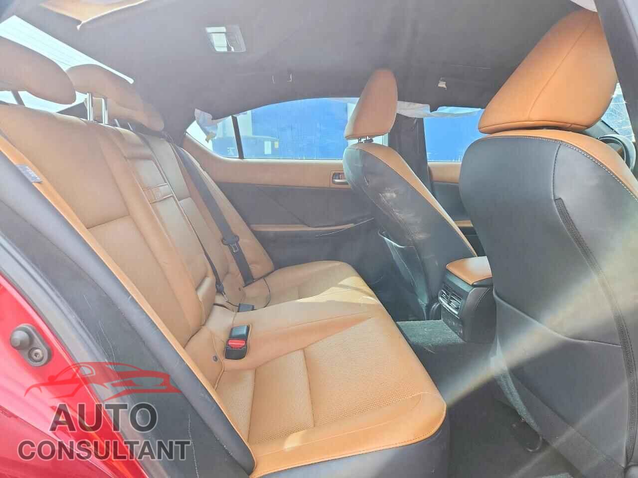 LEXUS IS 300 2022 - JTHDA1D20N5118378