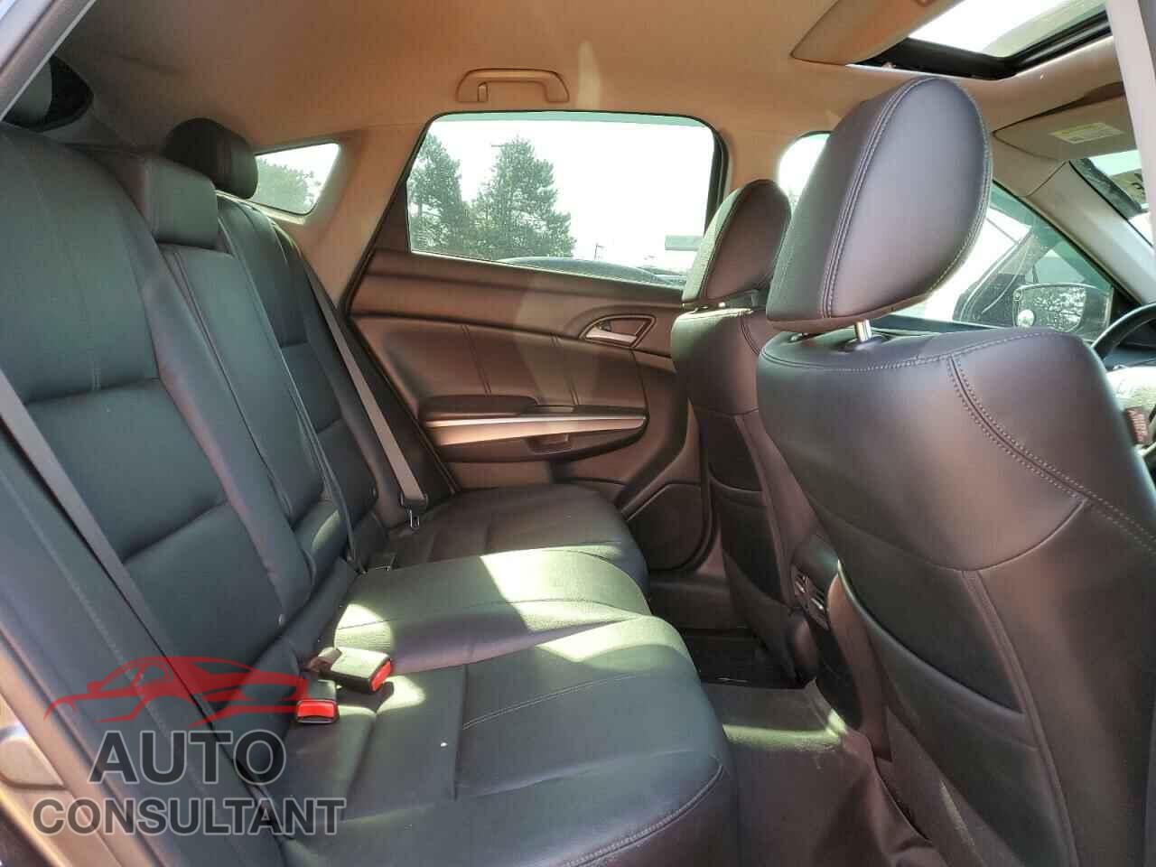 HONDA CROSSTOUR 2014 - 5J6TF2H50EL000118