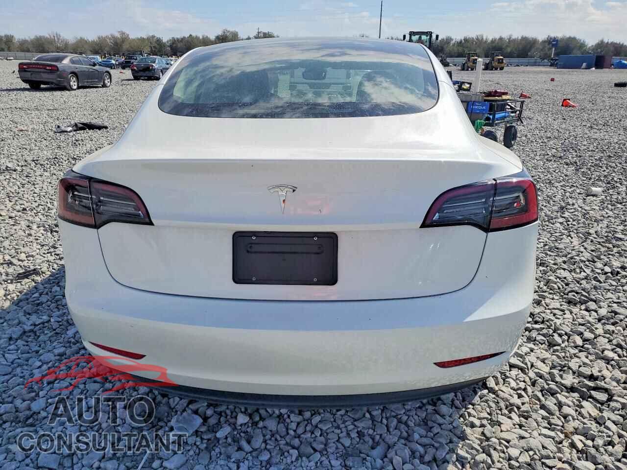 TESLA MODEL 3 2023 - 5YJ3E1EA6PF589363