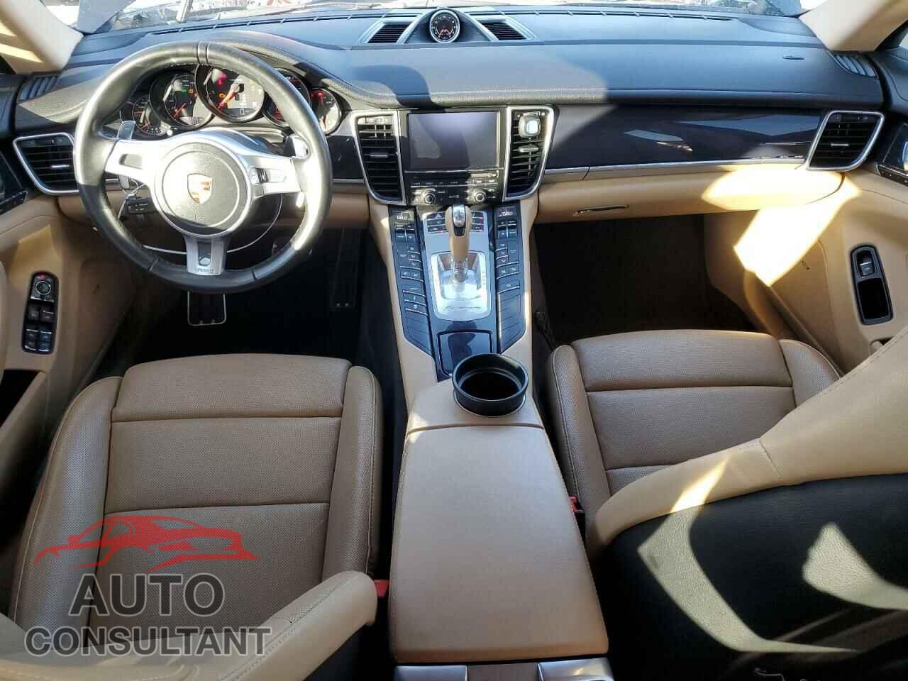 PORSCHE PANAMERA 2016 - WP0AA2A76GL000828
