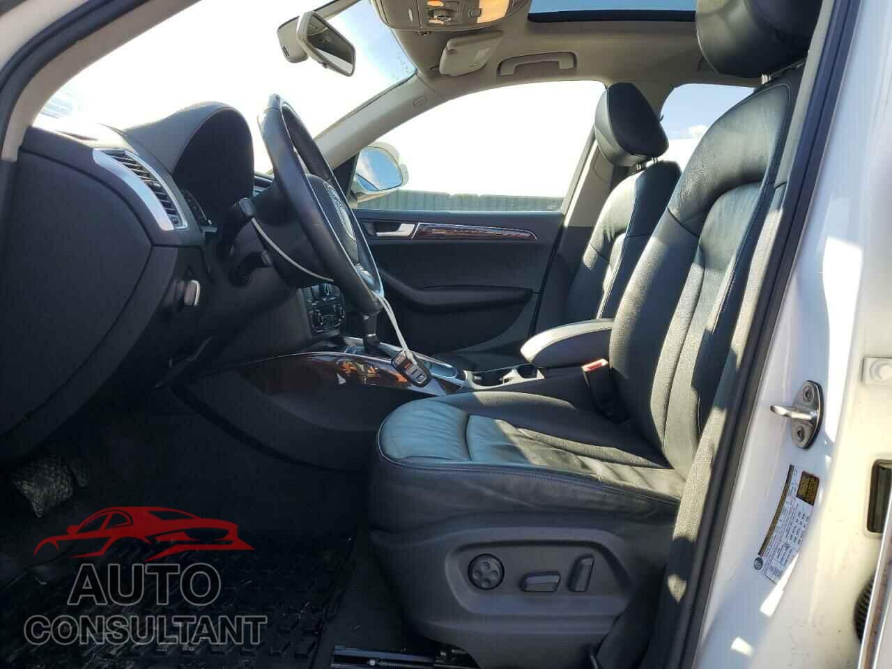 AUDI Q5 2011 - WA1CFAFP9BA057598