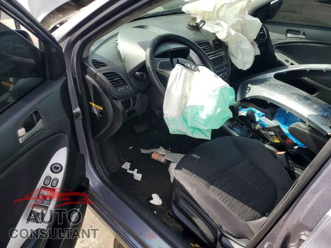 HYUNDAI ACCENT 2017 - KMHCT5AE9HU335401