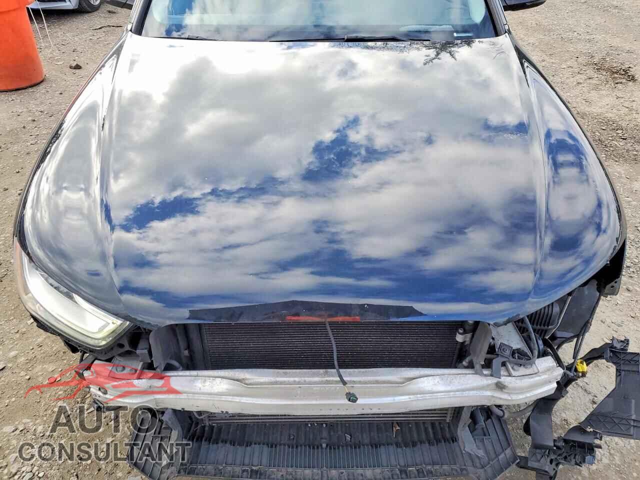 AUDI A4 2013 - WAUFFAFLXDN017975