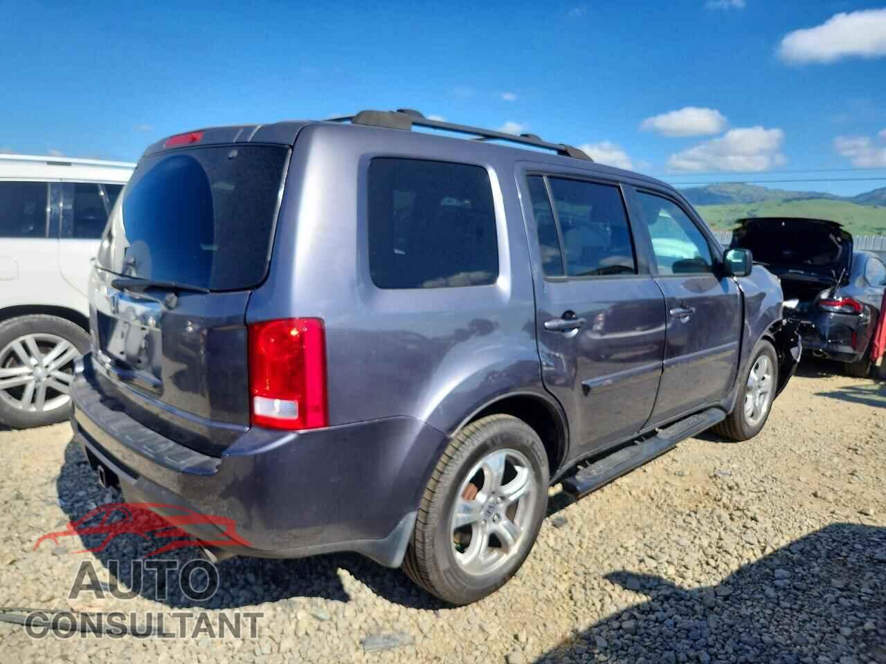 HONDA PILOT 2015 - 5FNYF3H42FB025261