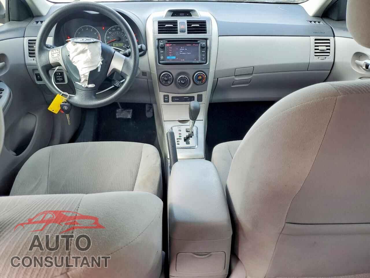 TOYOTA COROLLA 2013 - 2T1BU4EE4DC108626