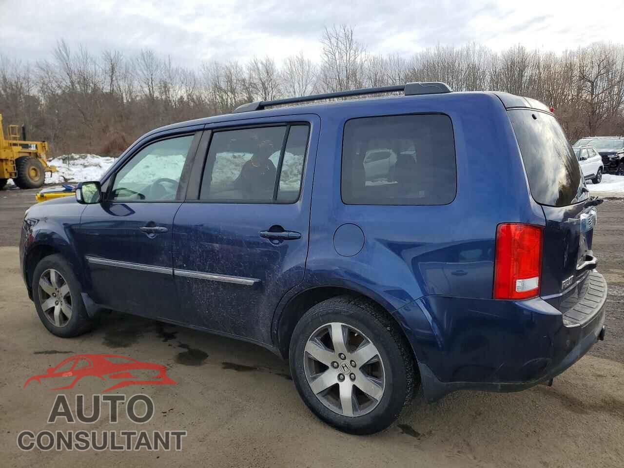 HONDA PILOT 2013 - 5FNYF4H96DB040330