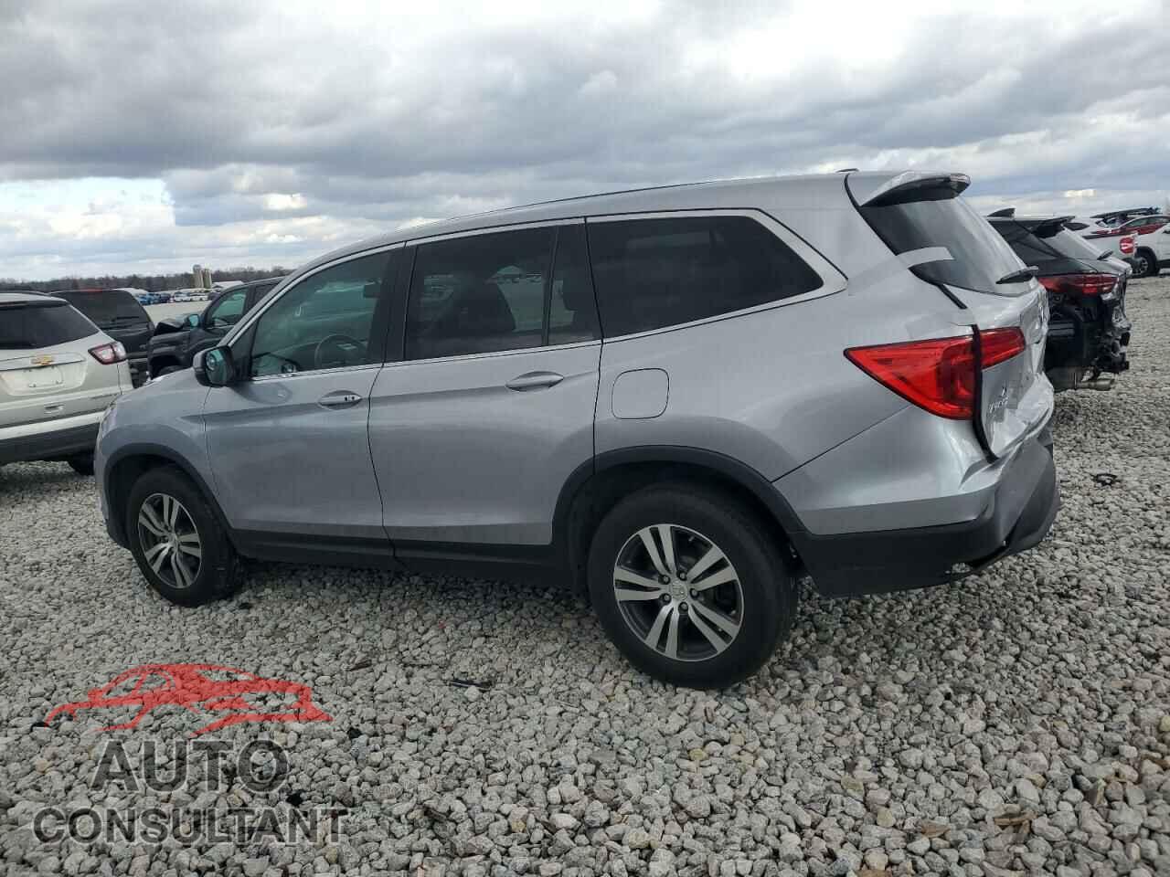 HONDA PILOT 2017 - 5FNYF6H55HB077822