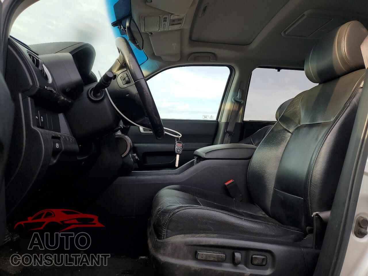 HONDA PILOT 2012 - 5FNYF4H99CB061283