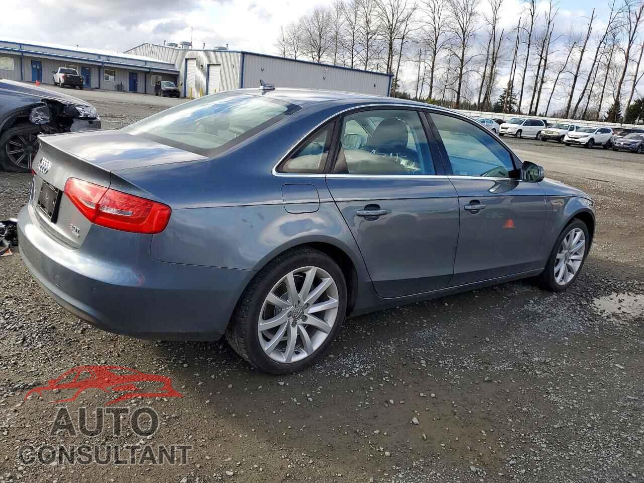 AUDI A4 2013 - WAUFFAFL0DN042223
