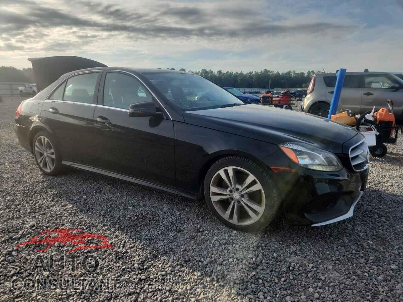 MERCEDES-BENZ E-CLASS 2014 - WDDHF5KB1EA890819