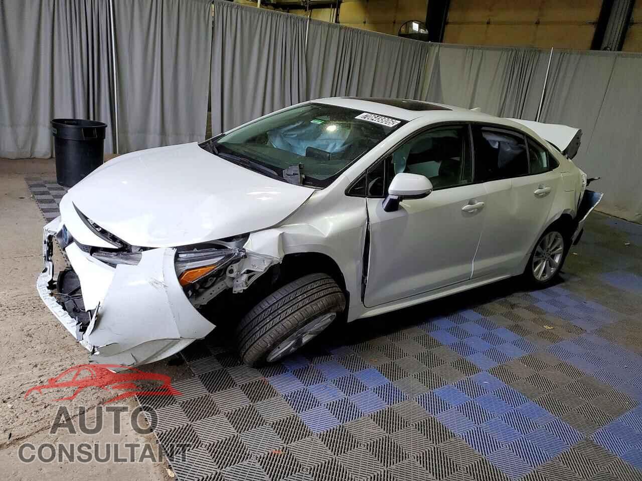 TOYOTA COROLLA 2024 - JTDBCMFE4R3054987