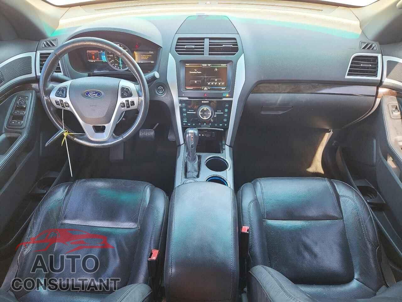 FORD EXPLORER 2013 - 1FM5K8F89DGC38448