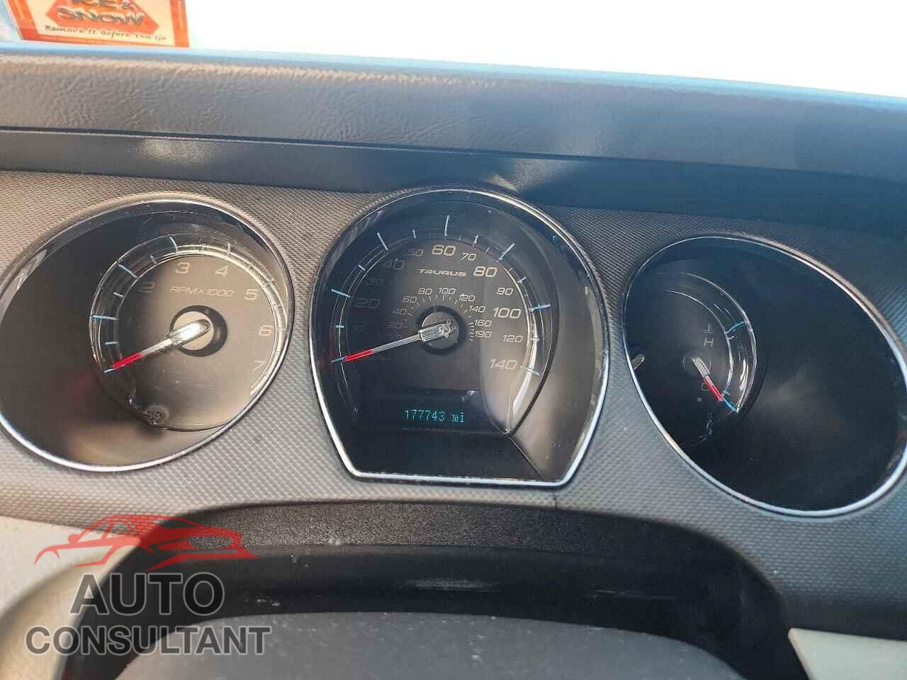 FORD TAURUS 2012 - 1FAHP2DW1CG125857