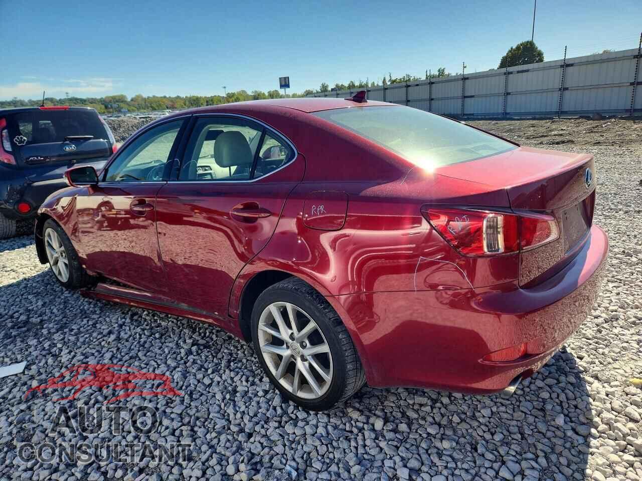LEXUS IS 2013 - JTHCF5C28D5063294