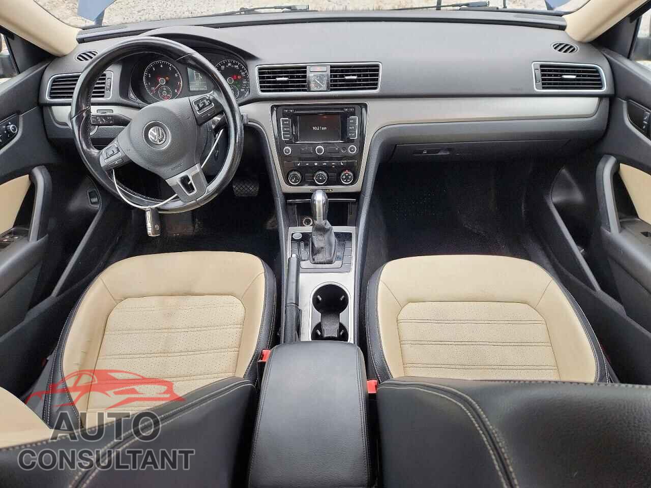 VOLKSWAGEN PASSAT 2015 - 1VWBS7A32FC070446
