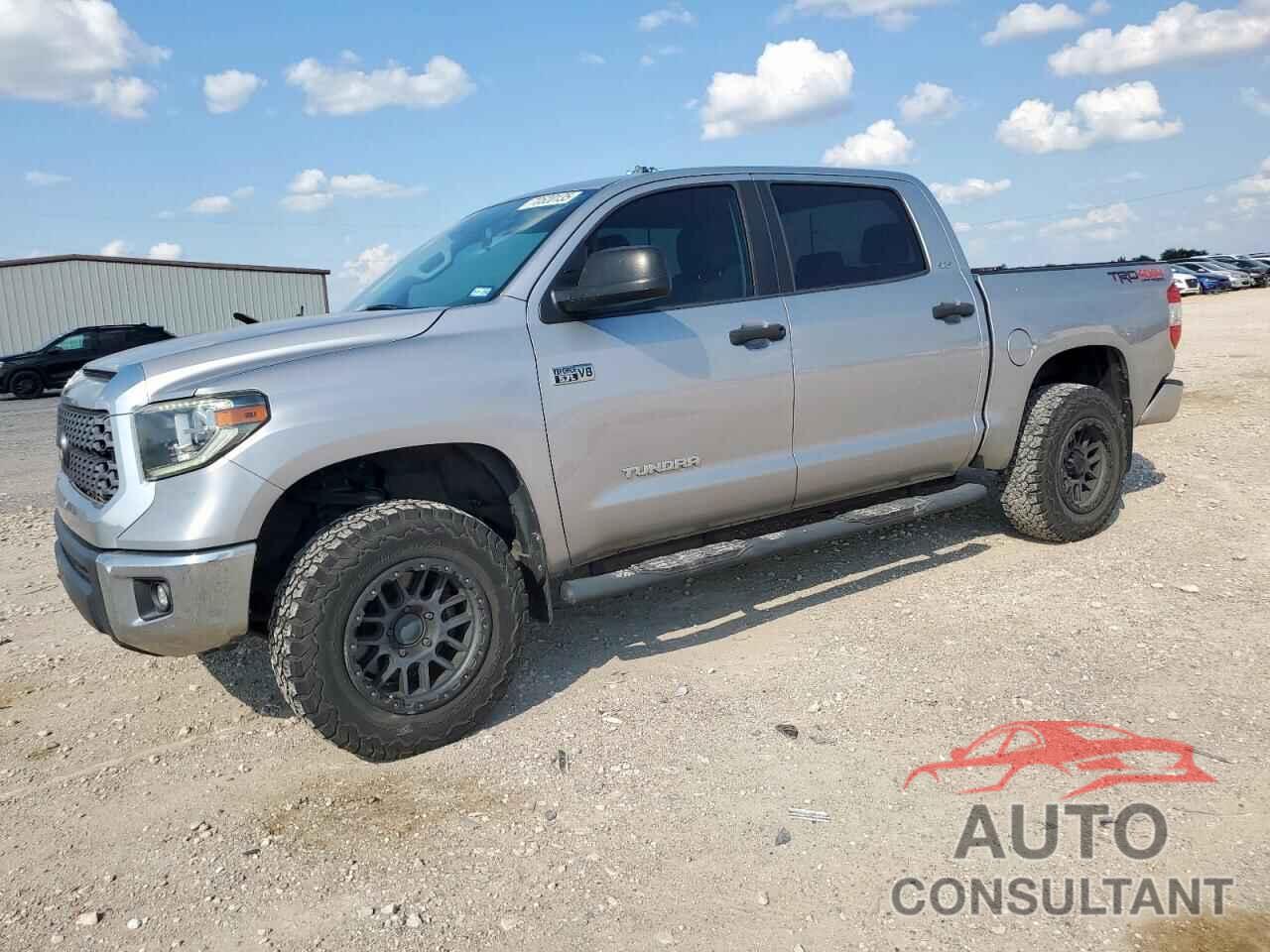 TOYOTA TUNDRA 2018 - 5TFDY5F14JX685720
