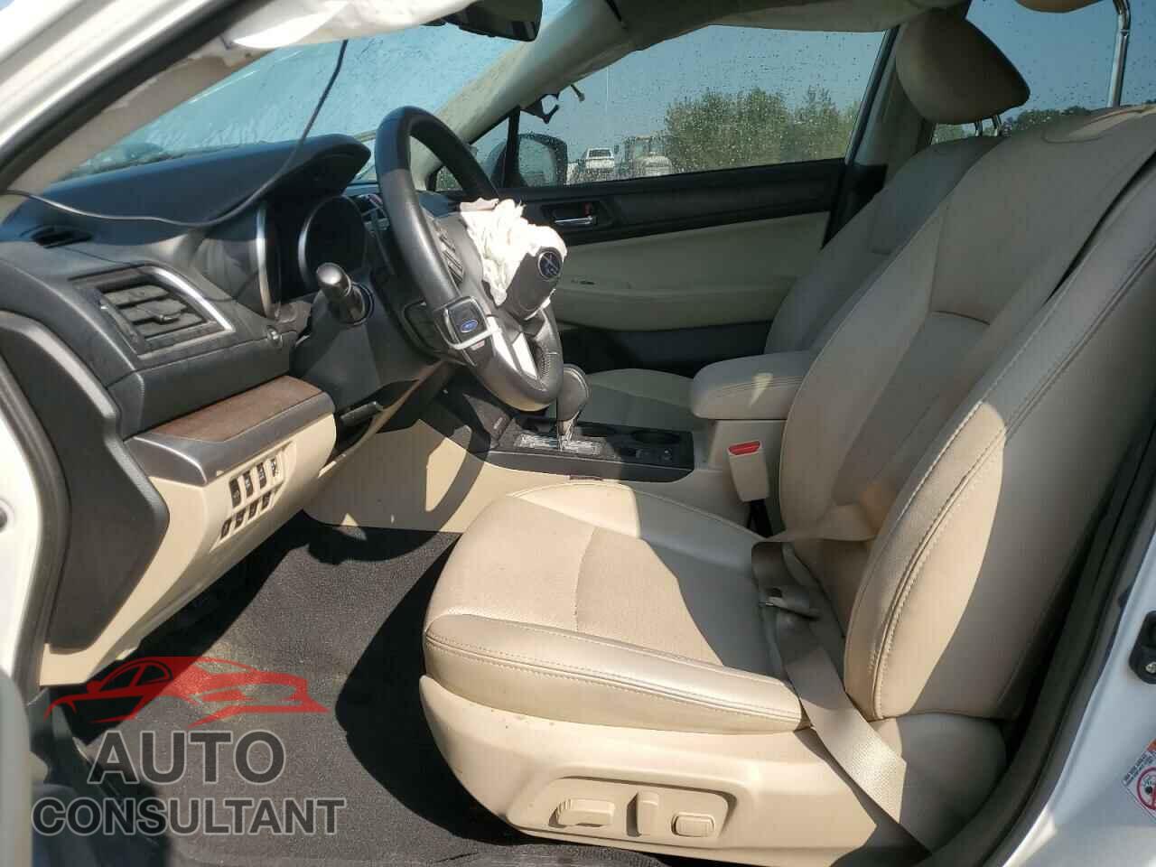 SUBARU OUTBACK 2017 - 4S4BSENC4H3440070