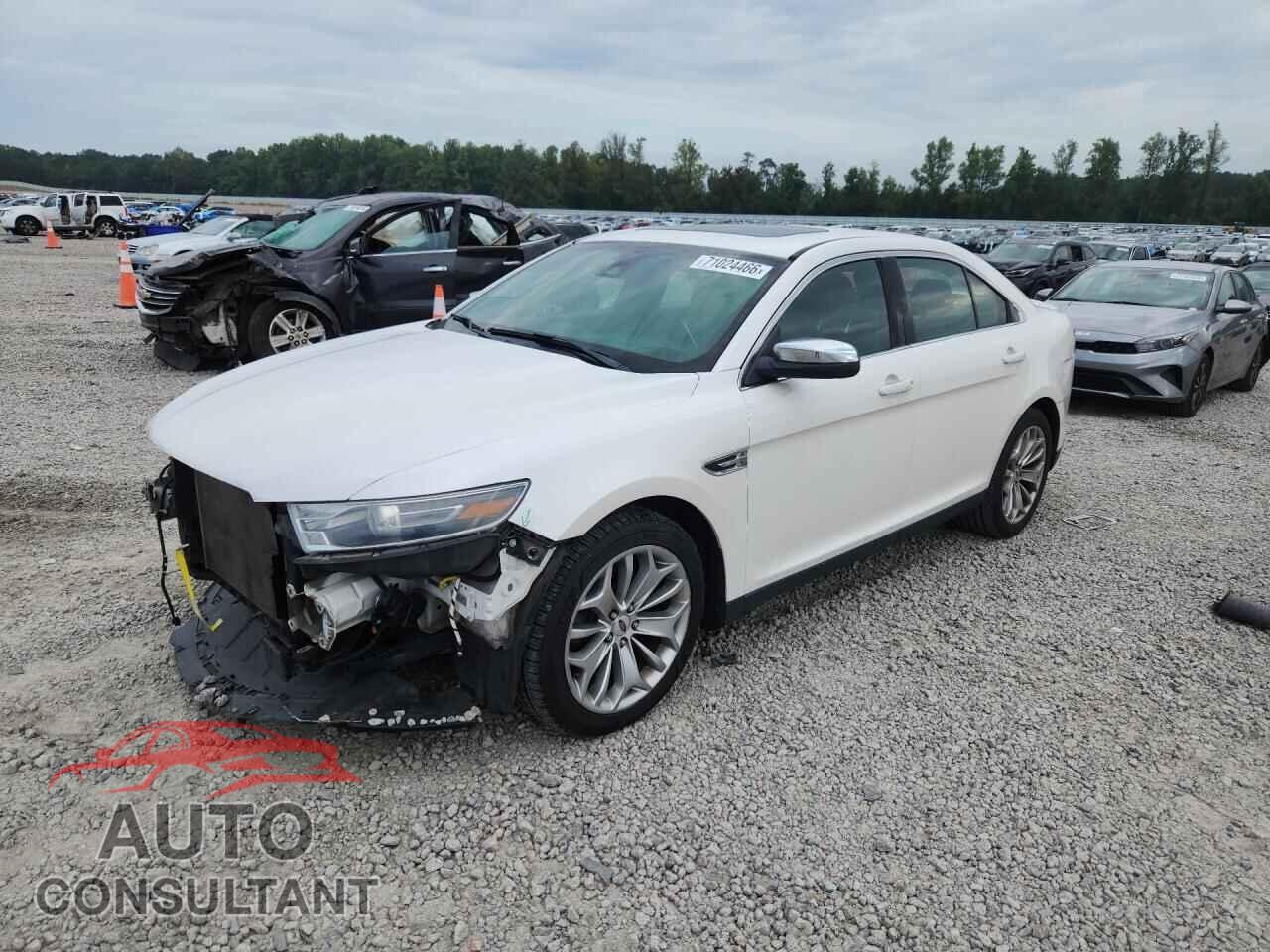 FORD TAURUS 2015 - 1FAHP2F83FG137320