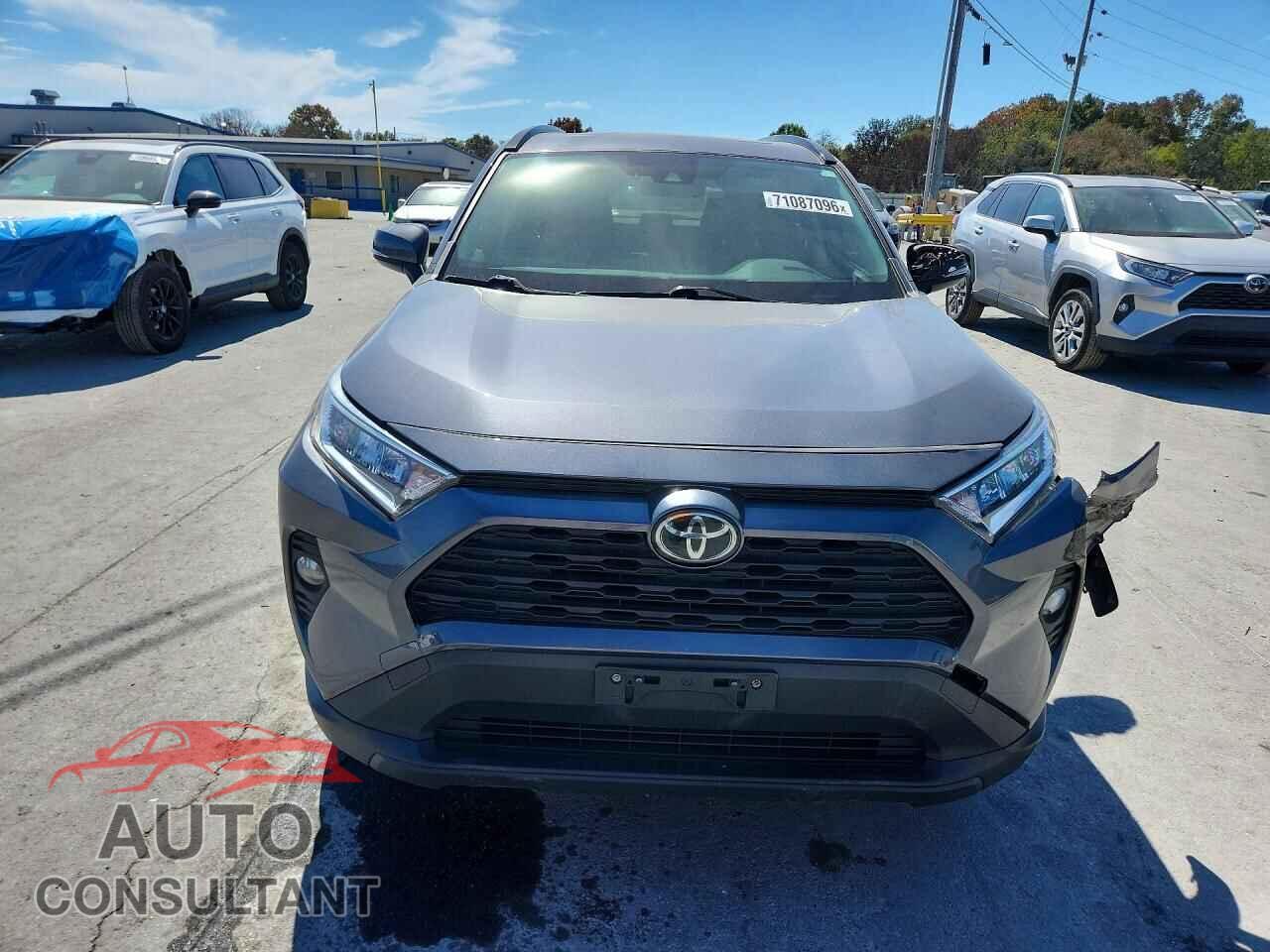 TOYOTA RAV4 2019 - JTMP1RFV5KD007184