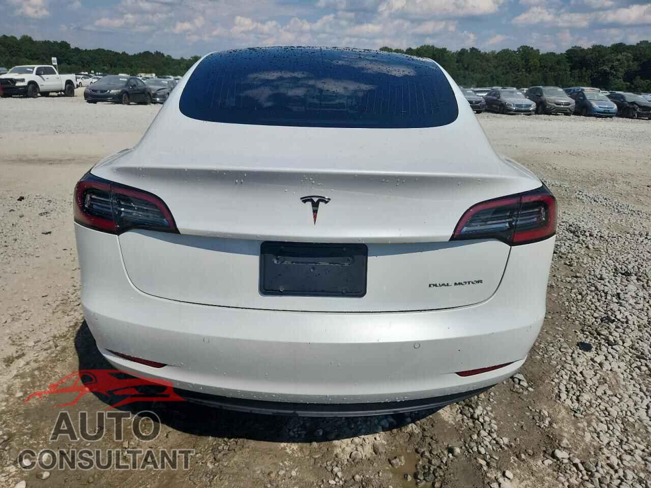 TESLA MODEL 3 2020 - 5YJ3E1EB8LF650733