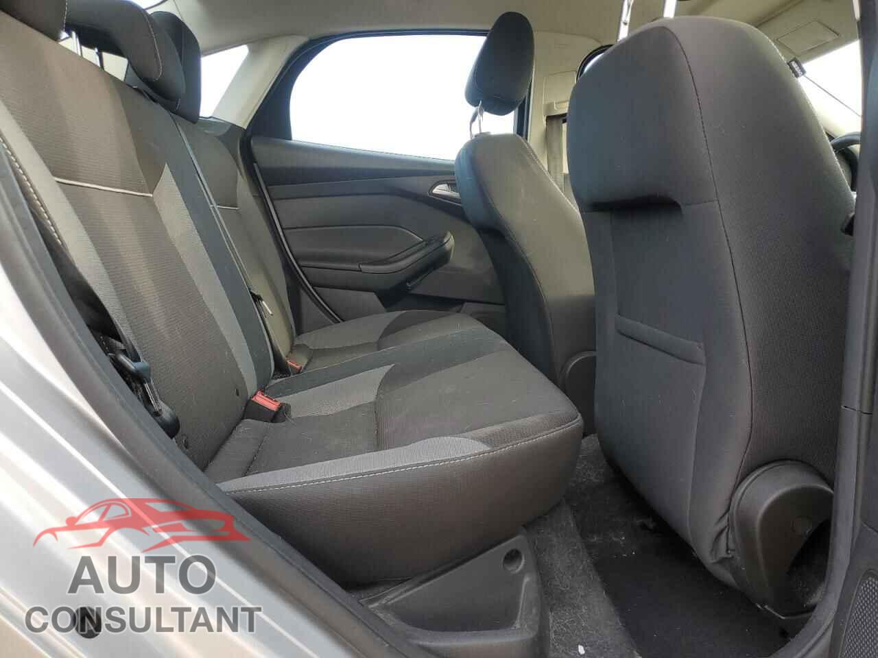 FORD FOCUS 2012 - 1FAHP3F28CL358996