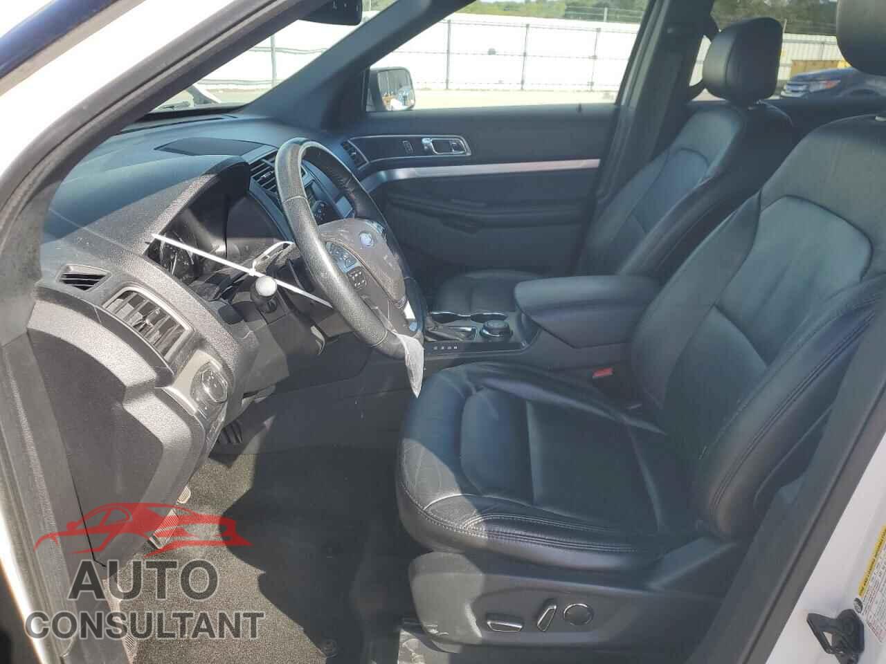 FORD EXPLORER 2017 - 1FM5K8D89HGD52684