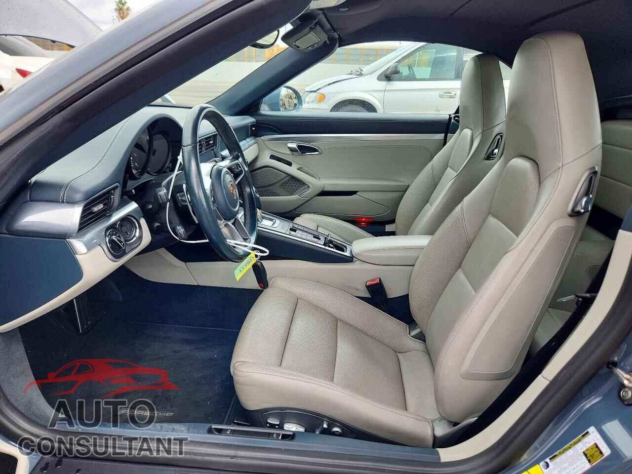 PORSCHE 911 2017 - WP0CA2A9XHS141189