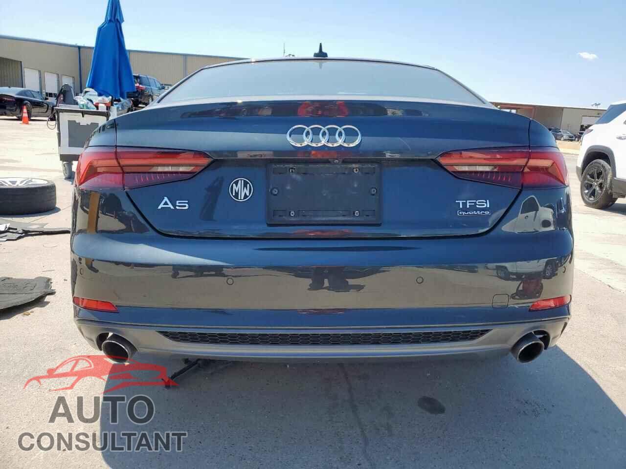 AUDI A5 2018 - WAUUNAF58JA085948