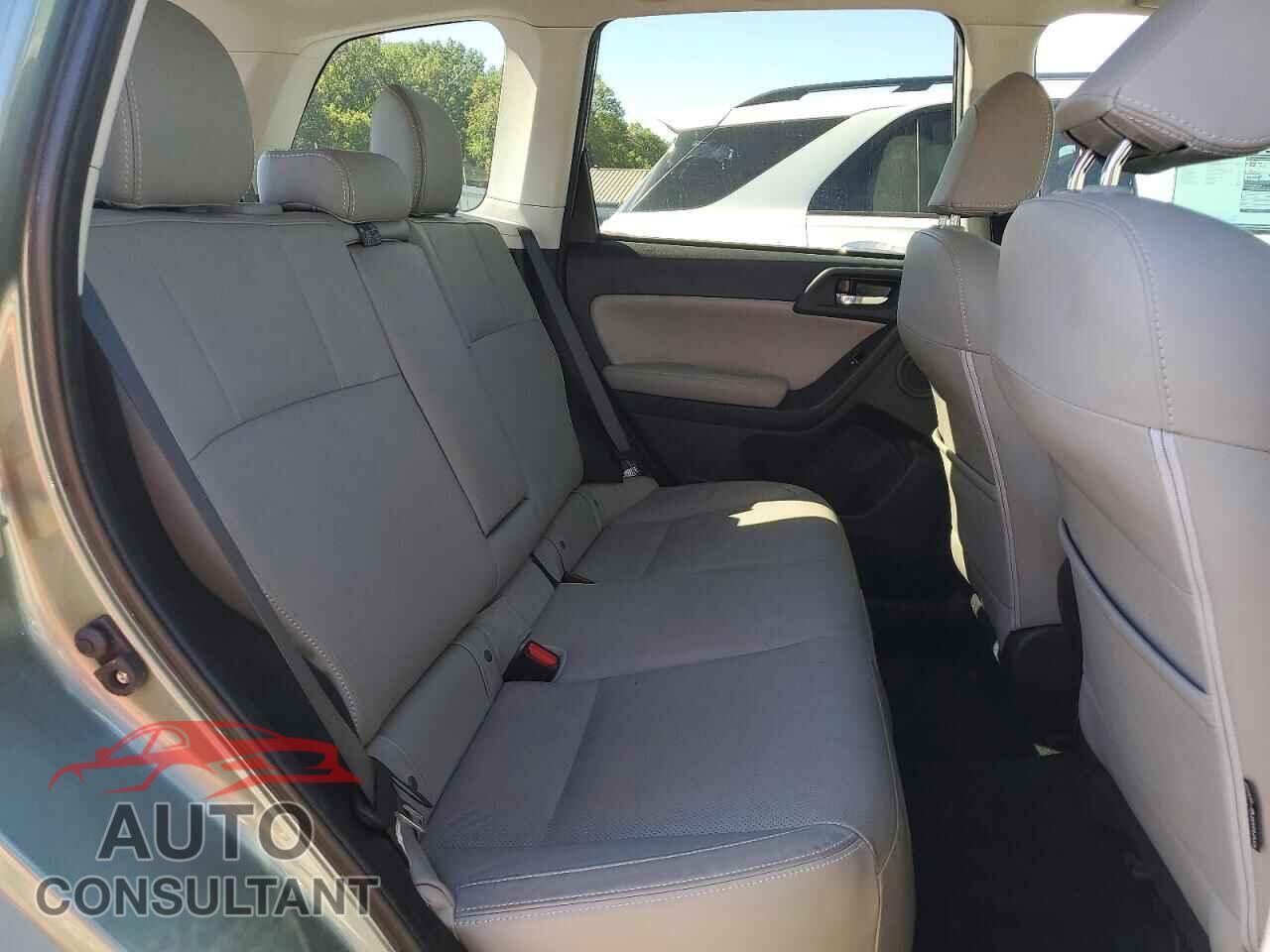 SUBARU FORESTER 2017 - JF2SJARC1HH569687