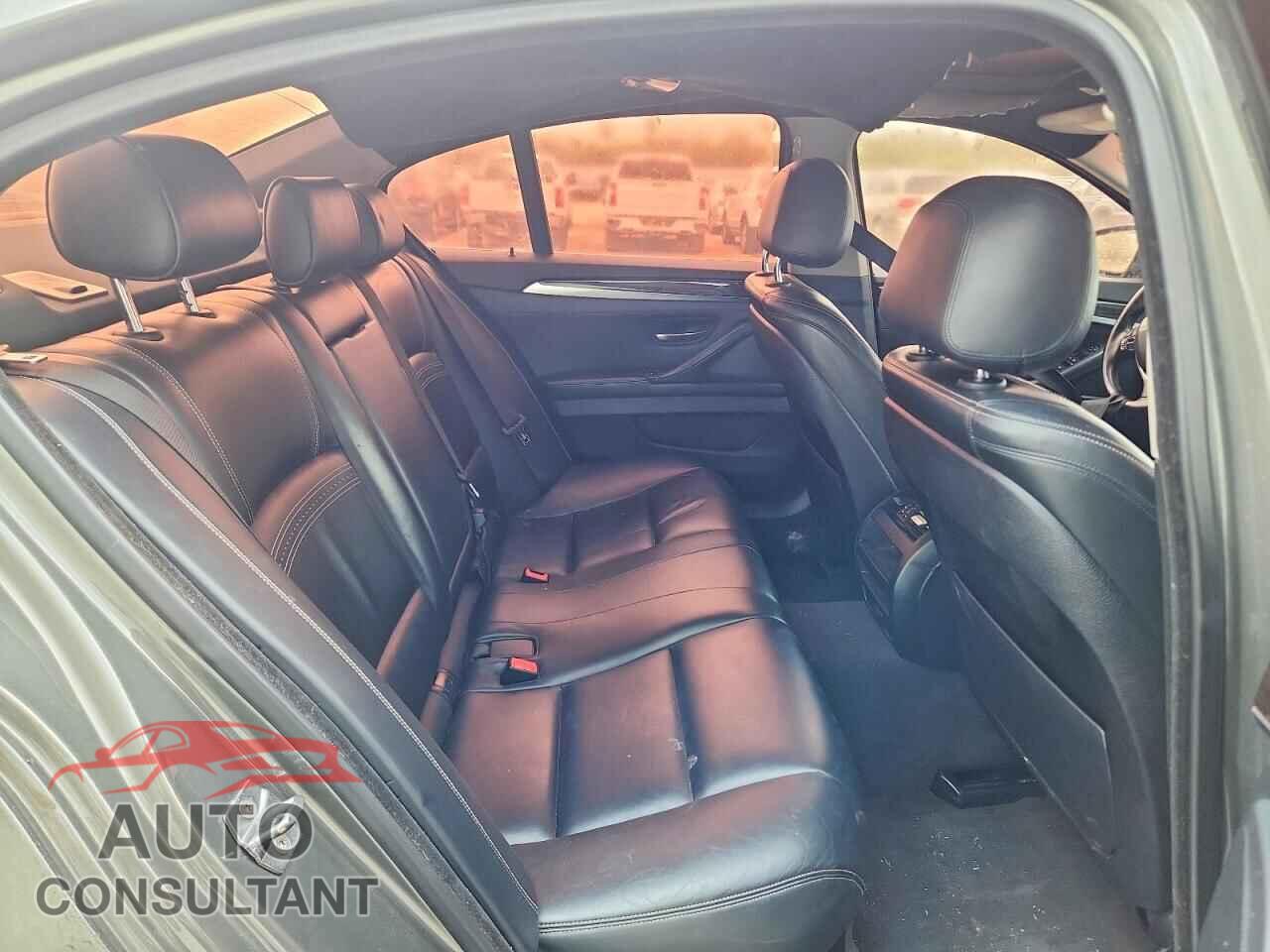 BMW 5 SERIES 2015 - WBA5A5C50FD514016