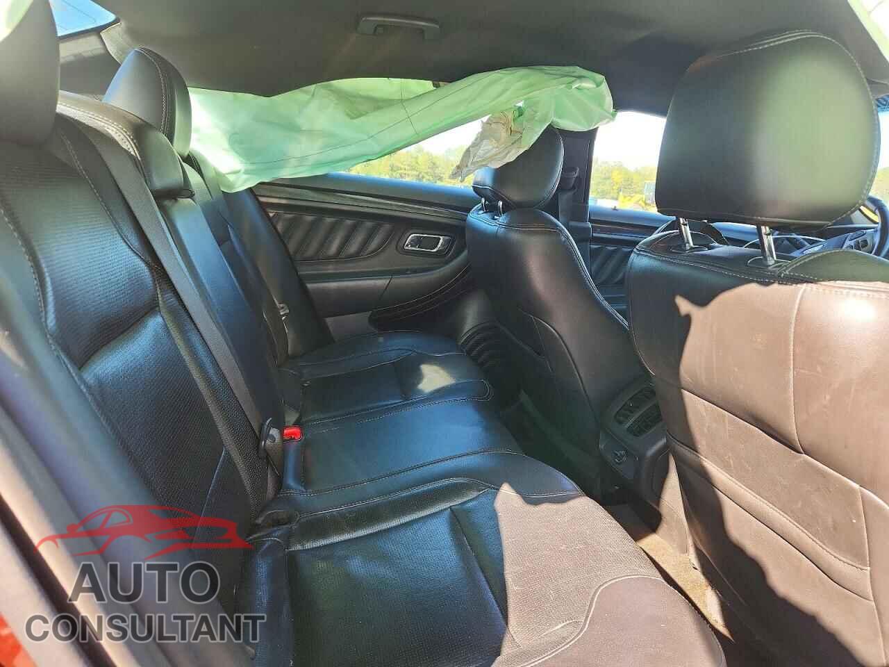 FORD TAURUS 2015 - 1FAHP2F84FG152165
