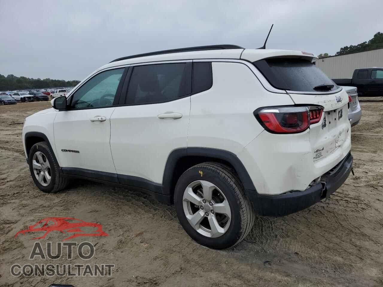 JEEP COMPASS 2018 - 3C4NJDBB8JT313665