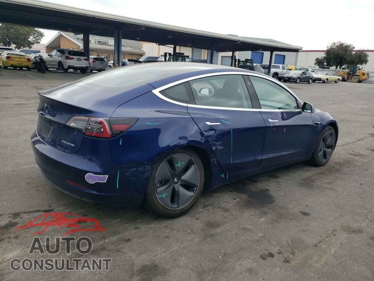 TESLA MODEL 3 2018 - 5YJ3E1EB6JF120158