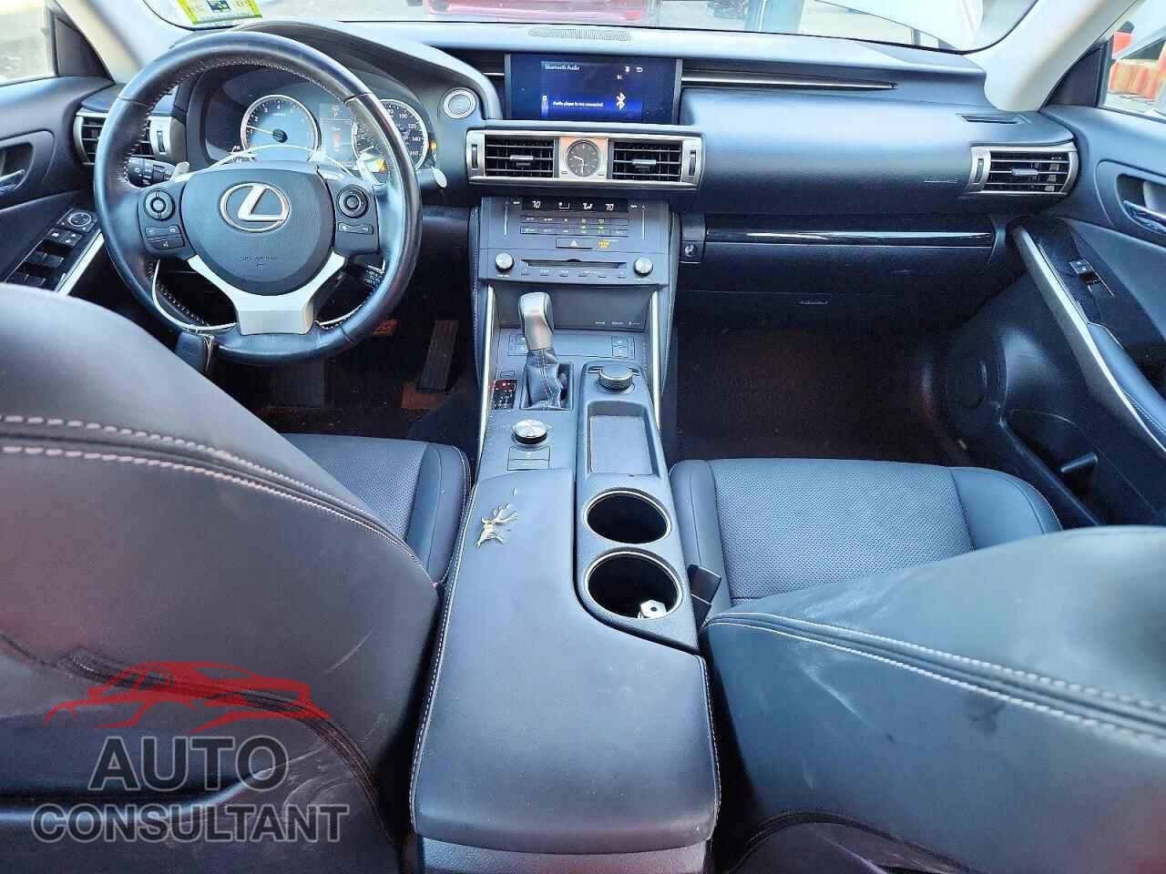 LEXUS IS 2015 - JTHCF1D21F5024864