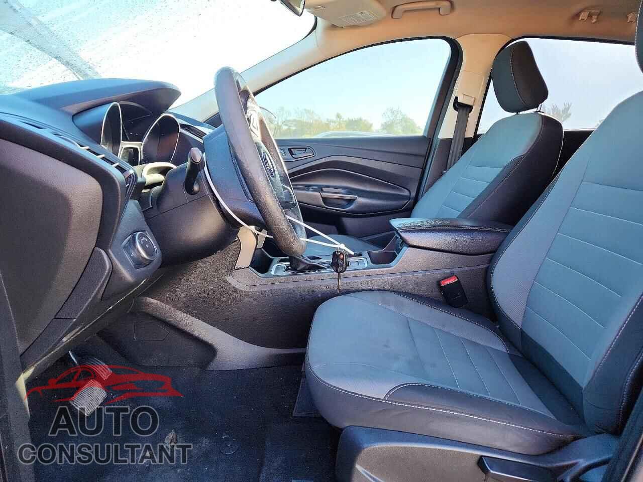FORD ESCAPE 2018 - 1FMCU0F77JUC55742